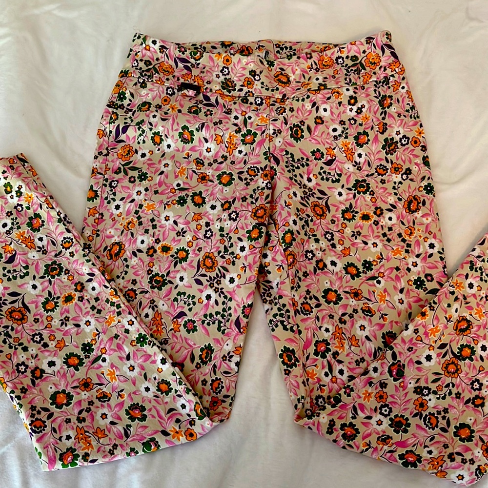 Peck &Peck, printed slacks, fits size four, tags cut out